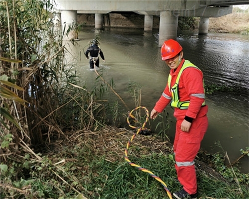 桥桩桥墩病害水下检查摄像,蛙人探摸施工公司